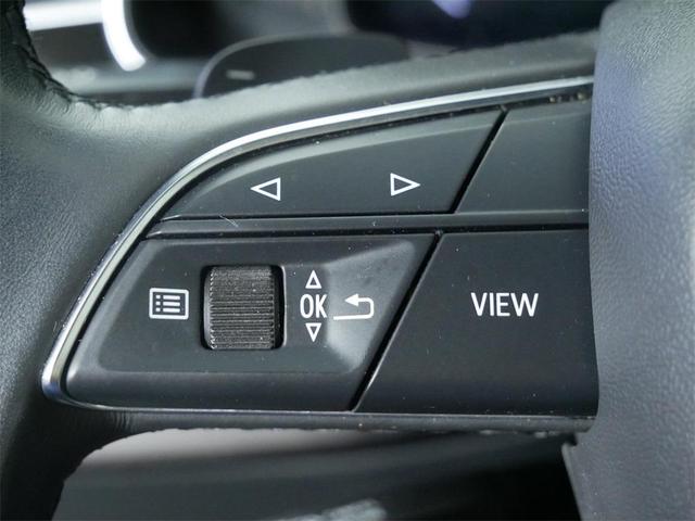 Photo of 2021 Glacier White Metallic Audi Q8
