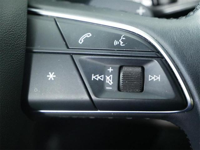 Photo of 2021 Glacier White Metallic Audi Q8