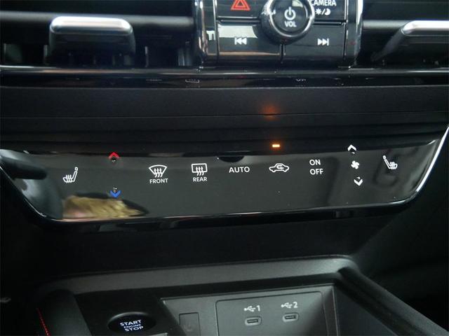 Photo of 2025 Canyon Bronze M Nissan Kicks