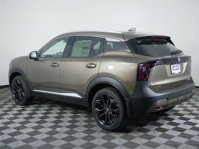 Photo of 2025 Canyon Bronze M Nissan Kicks