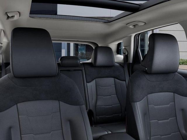Photo of 2026 Ebony Black Kia Sportage