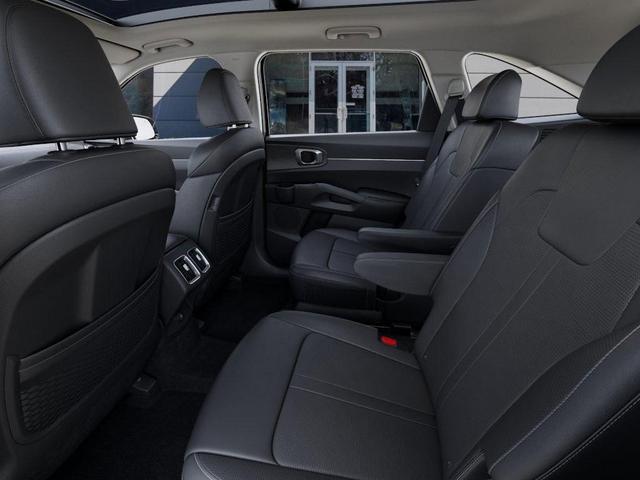 Photo of 2025 Ebony Black Kia Sorento