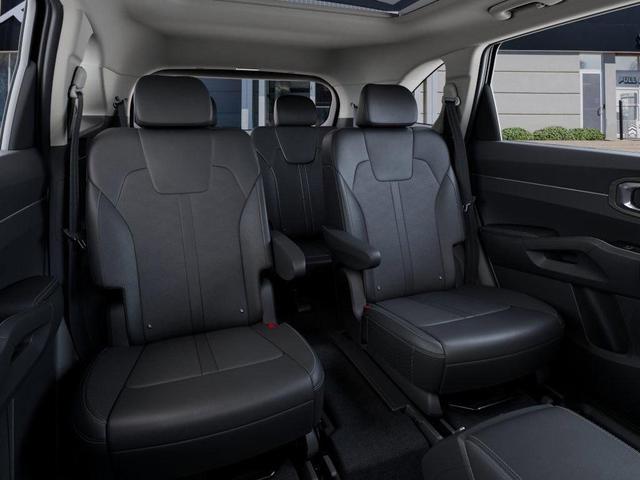 Photo of 2025 Ebony Black Kia Sorento
