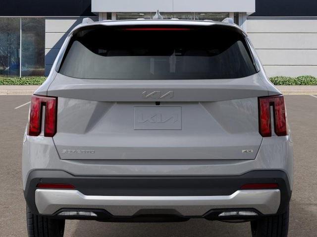 Photo of 2025 Wolf Gray Kia Sorento