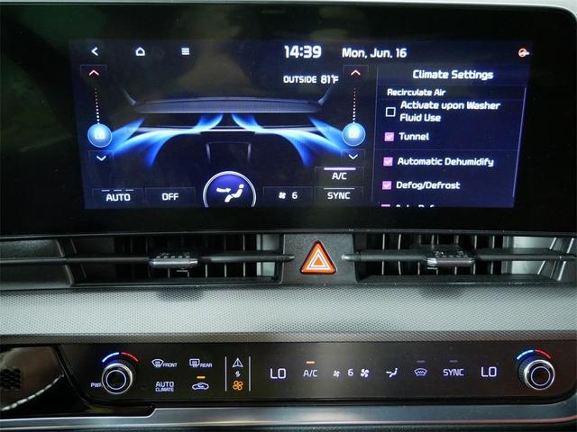 Photo of 2023 Ebony Black Kia Sportage