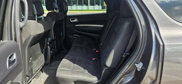 Photo of 2019 Granite Clearcoat Metallic Dodge Durango