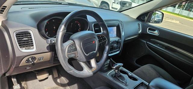 Photo of 2019 Granite Clearcoat Metallic Dodge Durango