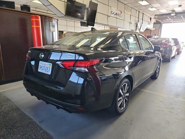 Photo of 2021 Super Black Nissan Versa
