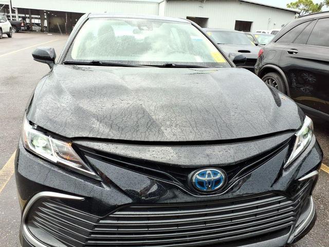 Photo of 2021 Midnight Black Metallic Toyota Camry