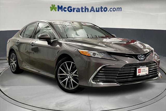 Photo of 2023 Predawn Gray Mica Toyota Camry Hybrid