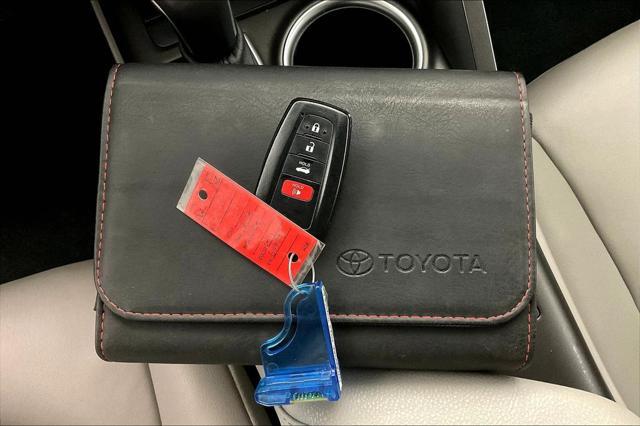 Photo of 2023 Predawn Gray Mica Toyota Camry Hybrid