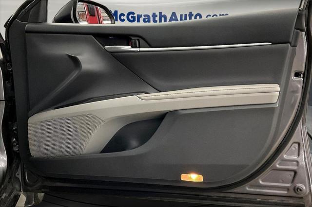 Photo of 2023 Predawn Gray Mica Toyota Camry Hybrid