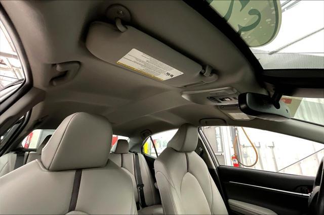 Photo of 2023 Predawn Gray Mica Toyota Camry Hybrid