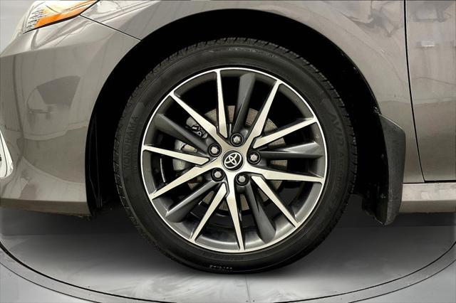 Photo of 2023 Predawn Gray Mica Toyota Camry Hybrid