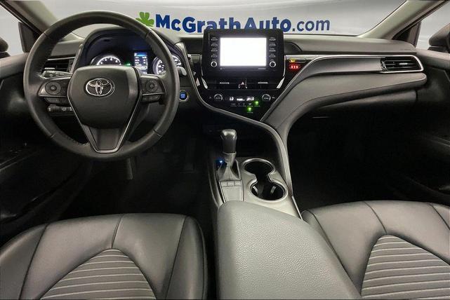 Photo of 2023 Midnight Black Metallic Toyota Camry
