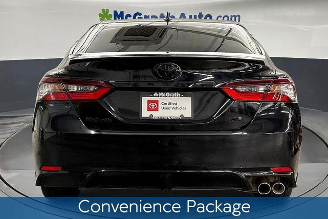 Photo of 2023 Midnight Black Metallic Toyota Camry