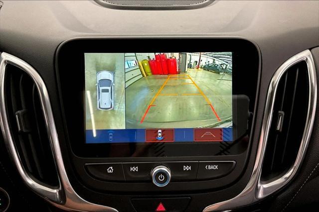 Photo of 2018 Pepperdust Metallic Chevrolet Equinox