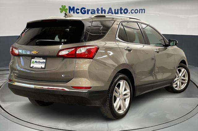 Photo of 2018 Pepperdust Metallic Chevrolet Equinox