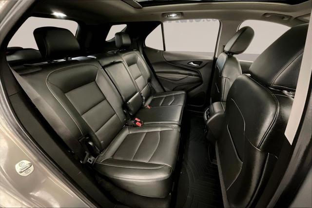 Photo of 2018 Pepperdust Metallic Chevrolet Equinox