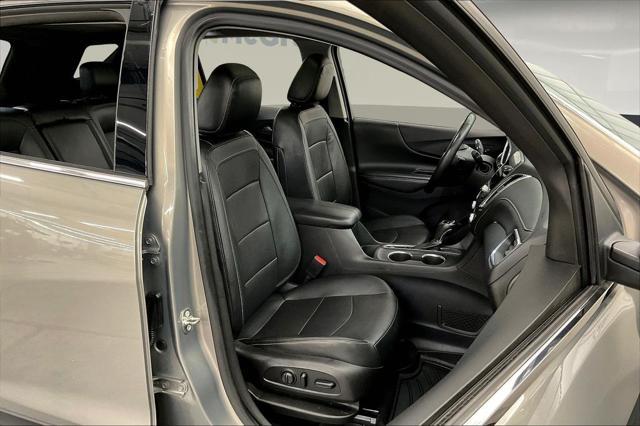 Photo of 2018 Pepperdust Metallic Chevrolet Equinox