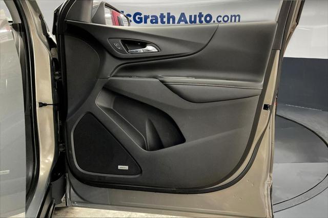 Photo of 2018 Pepperdust Metallic Chevrolet Equinox