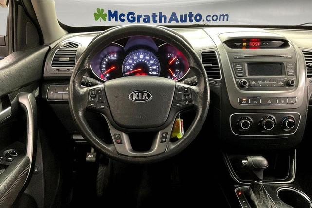 Photo of 2014 Ebony Black Kia Sorento