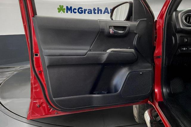 Photo of 2022 Barcelona Red Metallic Toyota Tacoma