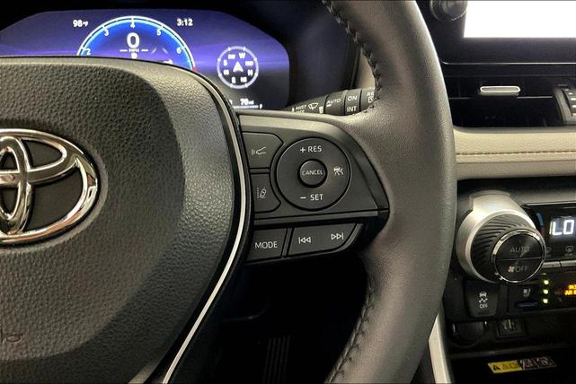Photo of 2023 Silver Sky Metallic Toyota RAV4