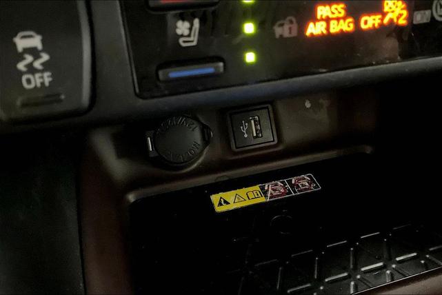 Photo of 2023 Silver Sky Metallic Toyota RAV4