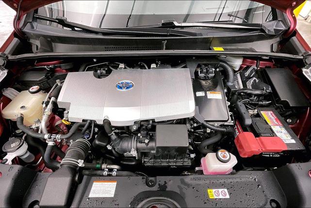 Photo of 2016 Hypersonic Red Toyota Prius