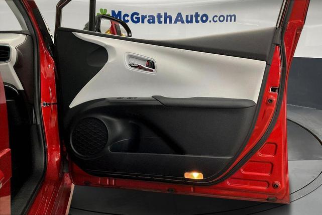 Photo of 2016 Hypersonic Red Toyota Prius