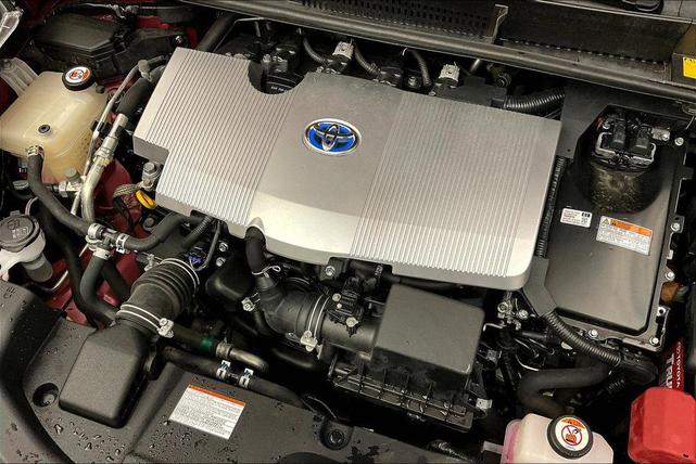 Photo of 2016 Hypersonic Red Toyota Prius