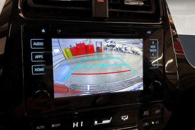 Photo of 2016 Hypersonic Red Toyota Prius