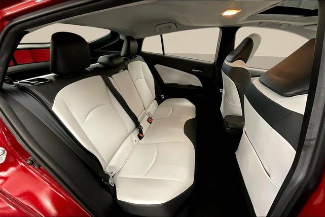 Photo of 2016 Hypersonic Red Toyota Prius