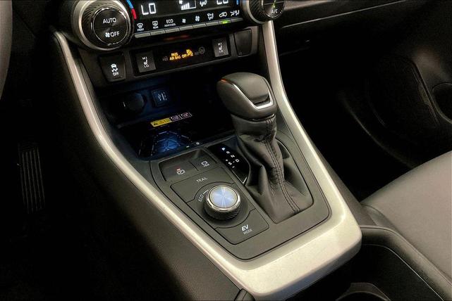 Photo of 2023 White Toyota RAV4 Hybrid