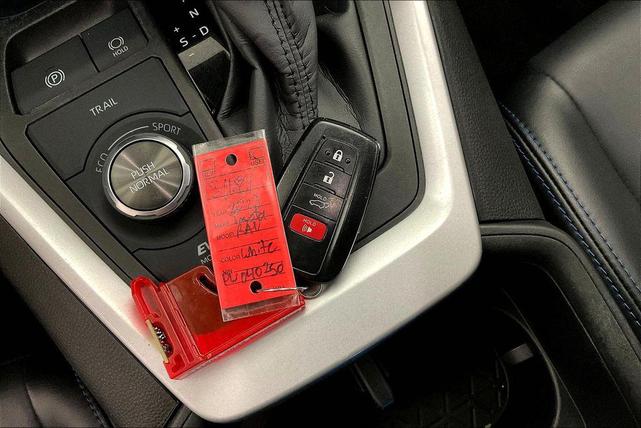 Photo of 2023 White Toyota RAV4 Hybrid