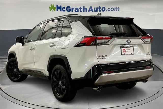 Photo of 2023 White Toyota RAV4 Hybrid