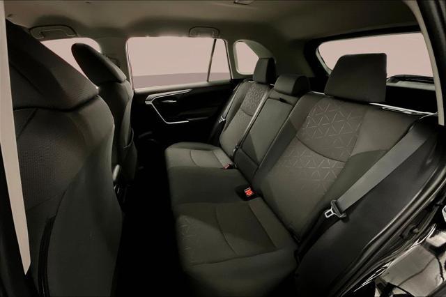 Photo of 2024 Midnight Black Metallic Toyota RAV4