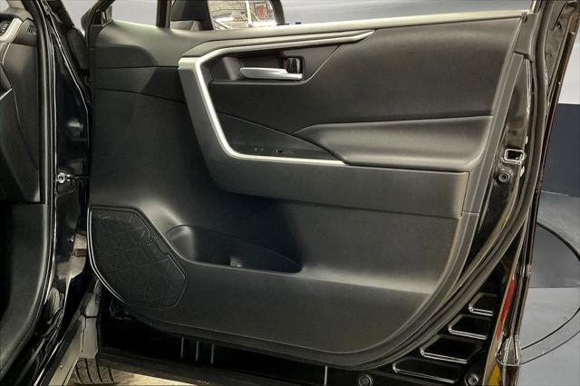 Photo of 2024 Midnight Black Metallic Toyota RAV4
