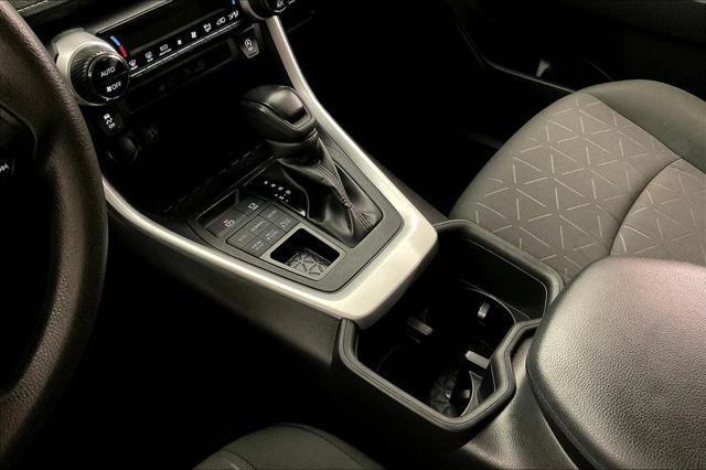 Photo of 2024 Midnight Black Metallic Toyota RAV4