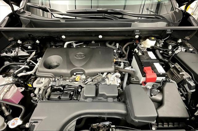 Photo of 2024 Midnight Black Metallic Toyota RAV4
