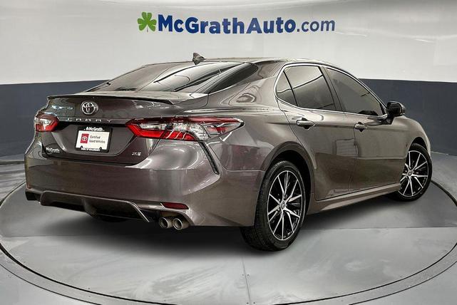 Photo of 2023 Predawn Gray Mica Toyota Camry