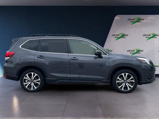 Photo of 2024 Magnetite Gray Metallic Subaru Forester