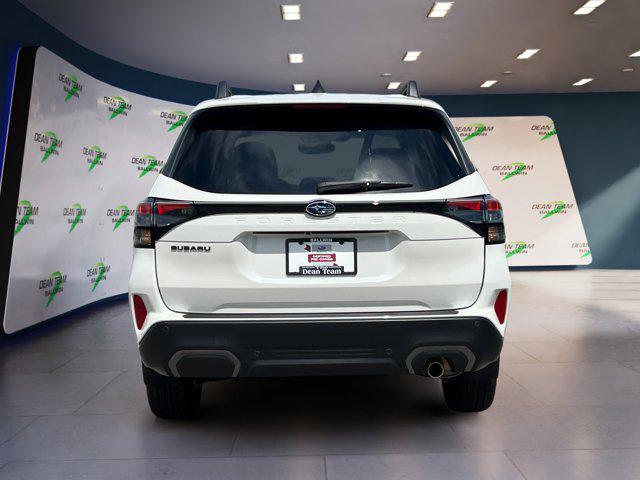 Photo of 2025 Crystal White Pearl Subaru Forester