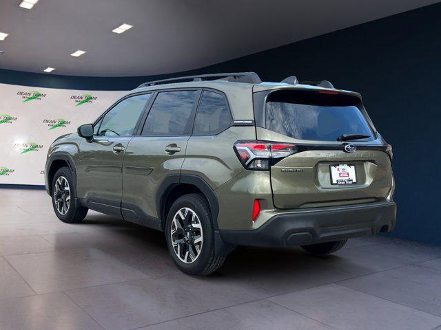 Photo of 2025 Autumn Green Metallic Subaru Forester