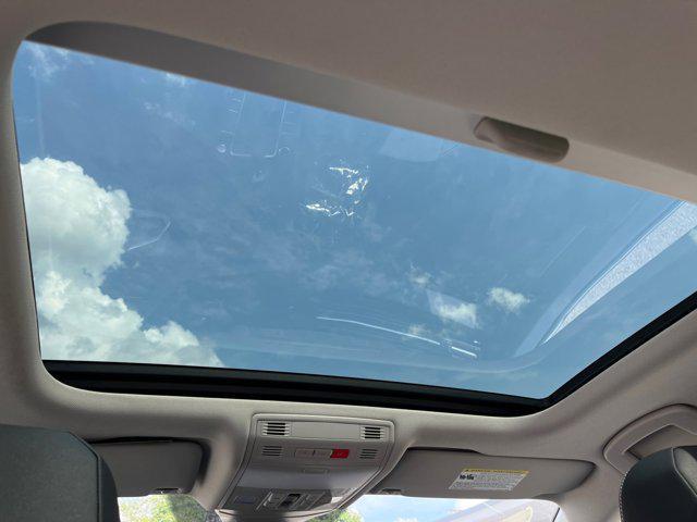 Photo of 2025 Platinum Gray Volkswagen Jetta