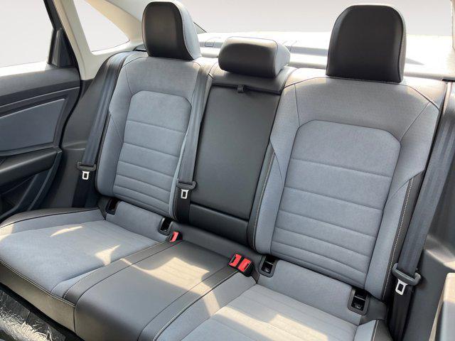 Photo of 2025 Platinum Gray Volkswagen Jetta