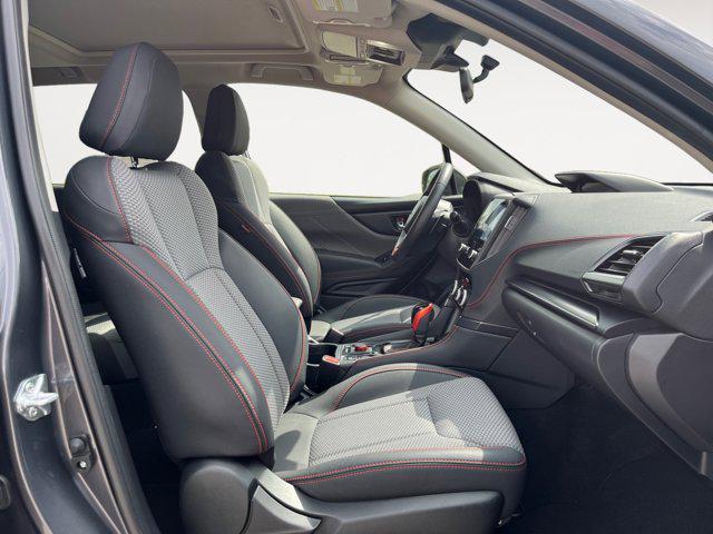 Photo of 2024 Magnetite Gray Metallic Subaru Forester