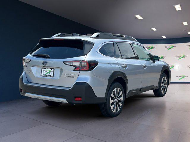 Photo of 2025 Ice Silver Metallic Subaru Outback