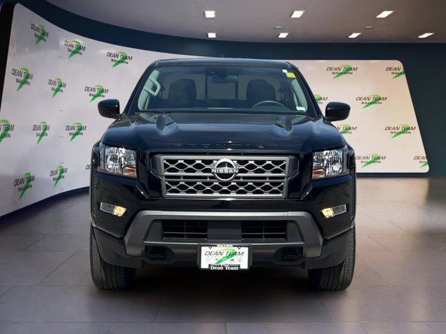 Photo of 2022 Super Black Nissan Frontier